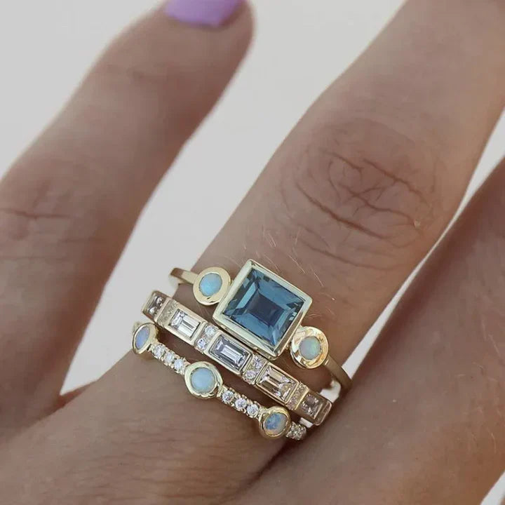 Vintage ringsett med blå zirkon